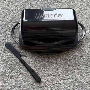 Butterie Butter Dish with Spreader